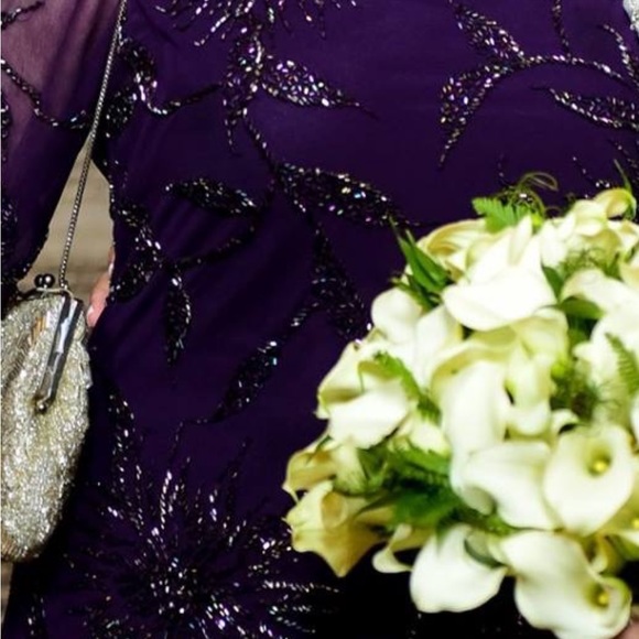 BEADED GOWN with 3/4 sleeve Worn only 4 hours - Picture 3 of 8